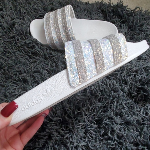 ADIDAS ADILETTE SANDAL - Picture 2 of 5